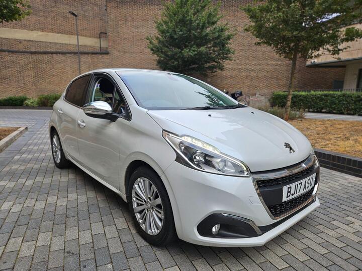 Peugeot 208 1.2 PureTech Allure Euro 6 5dr
