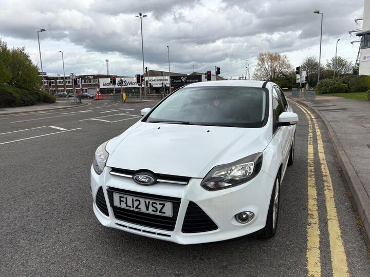 Ford Focus 1.6 Zetec Euro 5 5dr