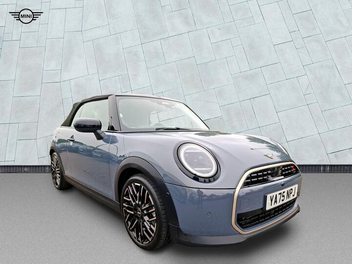 MINI Cooper Convertible 2.0S Exclusive Steptronic Euro 6 (s/s) 2dr