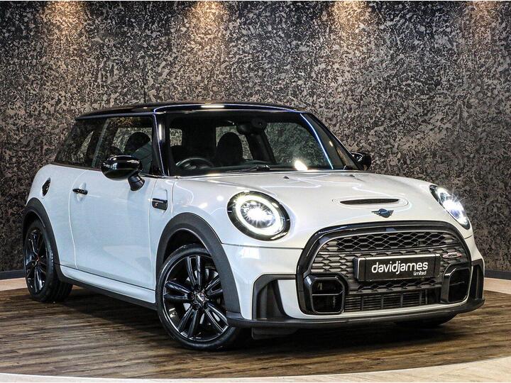 MINI Hatch 2.0 Cooper S Sport Steptronic Euro 6 (s/s) 3dr