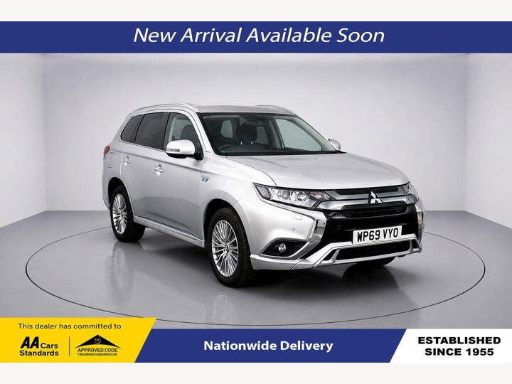 Mitsubishi OUTLANDER 2.4h TwinMotor 13.8kWh Juro CVT 4WD Euro 6 (s/s) 5dr