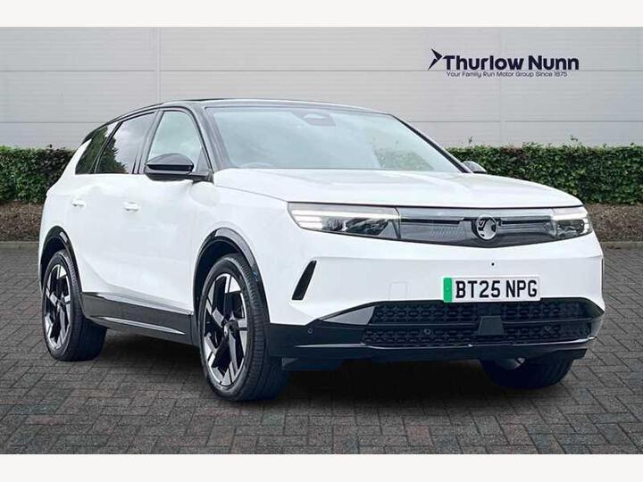 Vauxhall Grandland Electric 73kWh Ultimate Auto 5dr