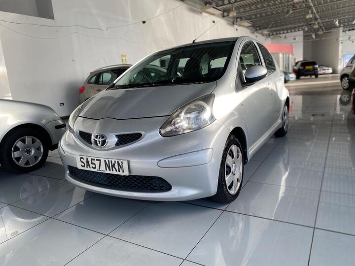 Toyota AYGO 1.0 VVT-i + Euro 4 5dr