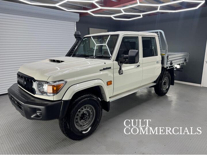 Toyota Land Cruiser VDJ 79 70 Series V8 Double Cab Workmate Toyota Land Cruiser VDJ 79 70 Series V8 Double Cab Workmate