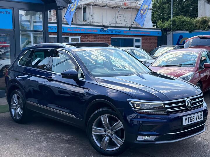 Volkswagen Tiguan 2.0 TDI BlueMotion Tech SEL 4Motion Euro 6 (s/s) 5dr