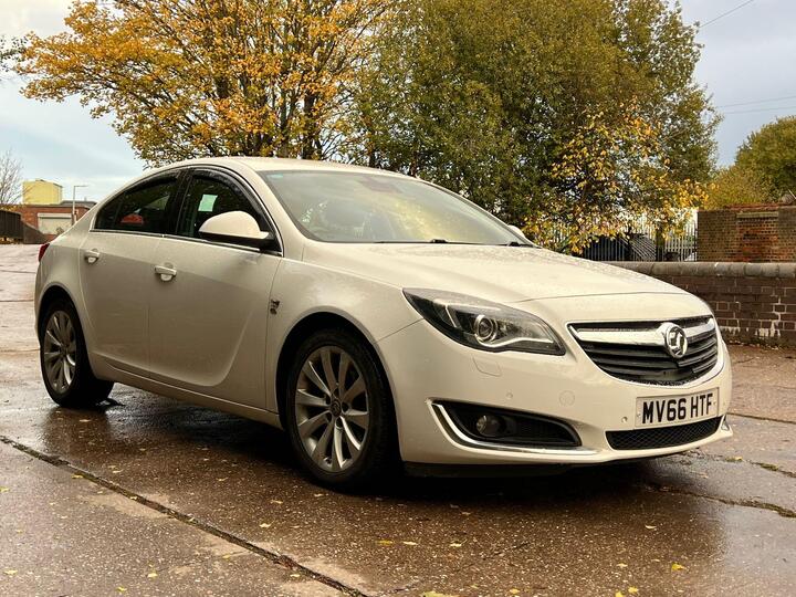 Vauxhall Insignia 2.0 CDTi EcoFLEX Elite Nav Euro 6 (s/s) 5dr Vauxhall Insignia 2.0 CDTi EcoFLEX Elite Nav Euro 6 (s/s) 5dr