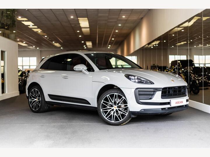 Porsche Macan 2.0T PDK 4WD Euro 6 (s/s) 5dr