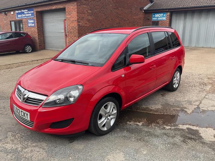 Vauxhall Zafira 1.6 16V Exclusiv Euro 5 5dr Vauxhall Zafira 1.6 16V Exclusiv Euro 5 5dr