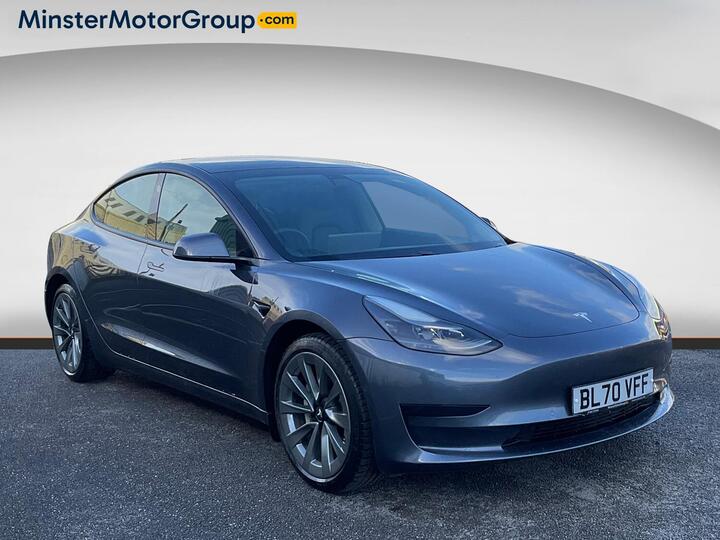 Tesla Model 3 Standard Range Plus Auto RWD 4dr
