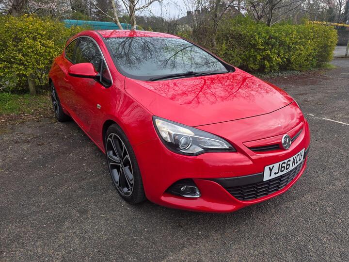 Vauxhall Astra GTC 1.4i Turbo SRi Euro 6 (s/s) 3dr Vauxhall Astra GTC 1.4i Turbo SRi Euro 6 (s/s) 3dr