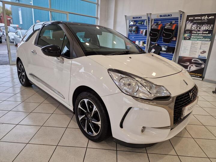 DS AUTOMOBILES DS 3 1.2 PureTech Elegance Euro 6 3dr DS AUTOMOBILES DS 3 1.2 PureTech Elegance Euro 6 3dr