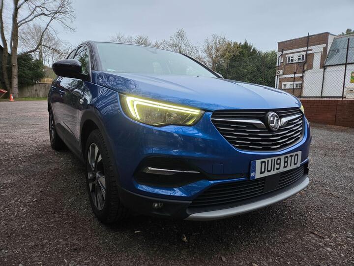 Vauxhall Grandland X 1.5 Turbo D BlueInjection Sport Nav Auto Euro 6 (s/s) 5dr