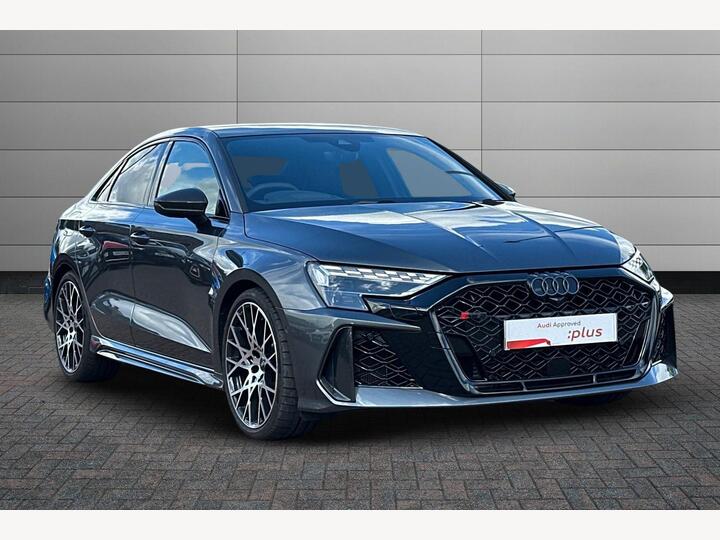 Audi RS3 2.5 TFSI Carbon Vorsprung S Tronic Quattro Euro 6 (s/s) 4dr