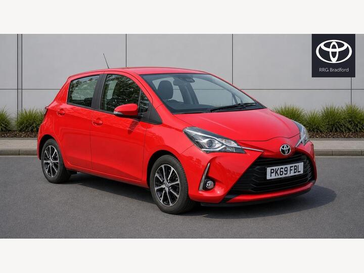 Toyota Yaris 1.5 VVT-i Icon Tech Euro 6 5dr