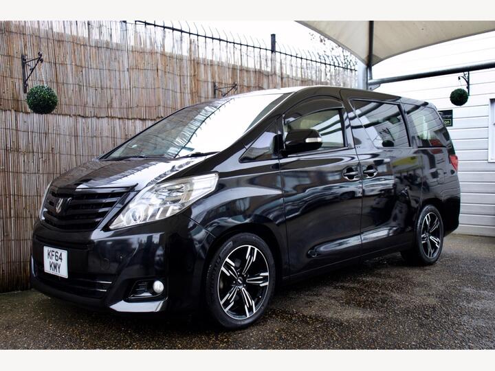 Toyota Alphard 2.4 Captain Leather Seats - Twin Sunroof