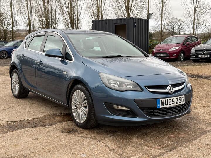 Vauxhall Astra 1.6i Excite Euro 6 5dr