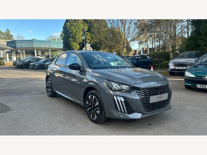 Peugeot E-208 51kWh Allure Auto 5dr (7.4kW Charger)