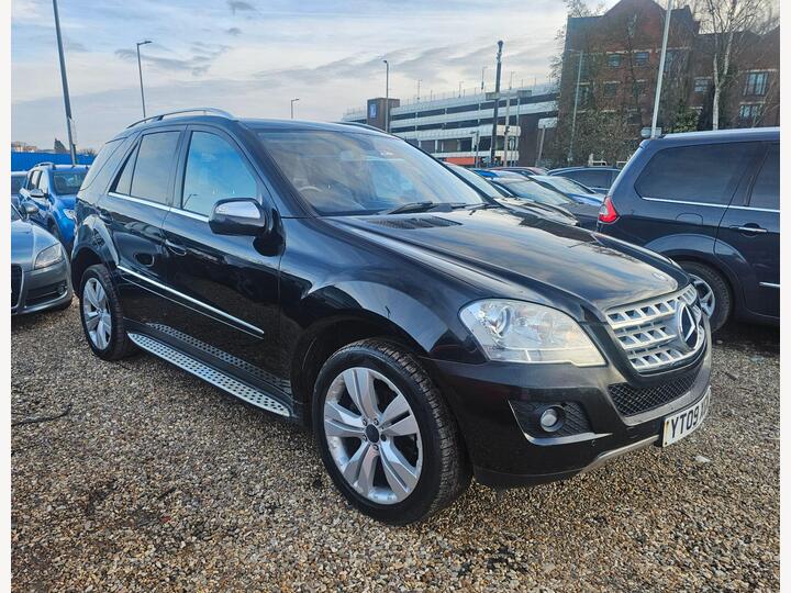 Mercedes-Benz M Class 3.0 ML320 CDI V6 Sport Tiptronic 4WD Euro 4 5dr