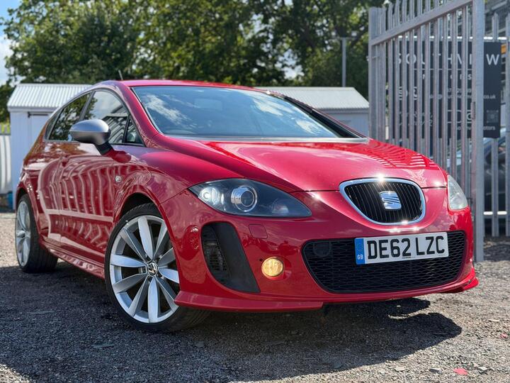 SEAT Leon 2.0 TDI CR FR+ Supercopa Euro 5 5dr