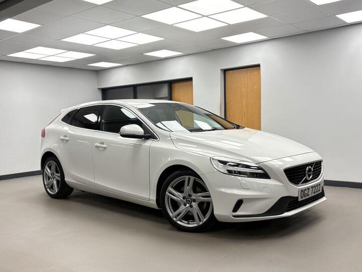 Volvo V40 2.0 T3 R-Design Pro Euro 6 (s/s) 5dr