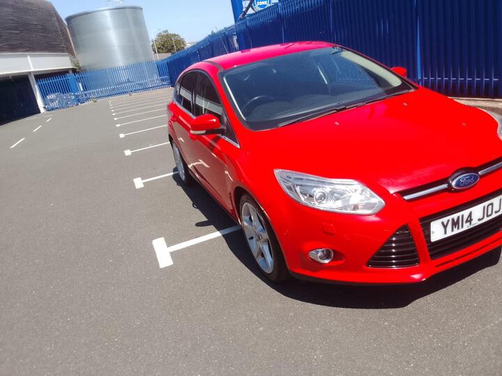 Ford Focus 1.0T EcoBoost Titanium X Euro 5 (s/s) 5dr