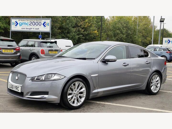 Jaguar XF 2.2d Premium Luxury Auto Euro 5 (s/s) 4dr