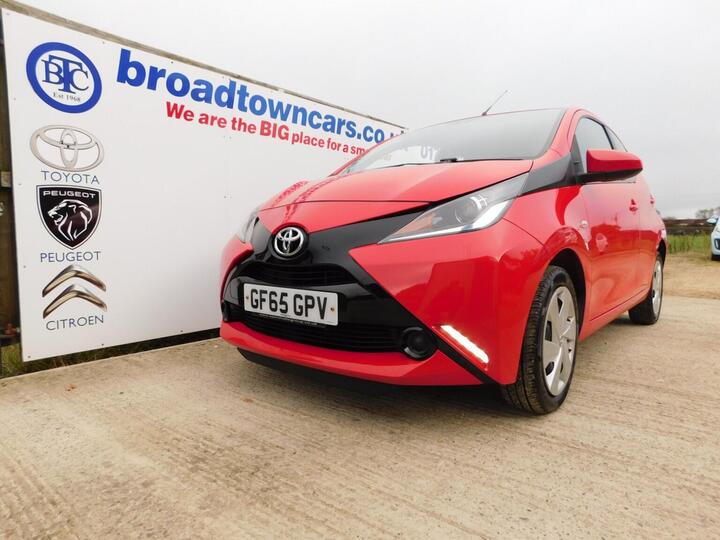 Toyota AYGO 1.0 VVT-i X-play Euro 5 5dr Euro 5