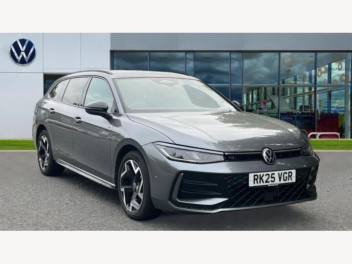 Volkswagen Passat 1.5 TSI EHybrid 19.7kWh R-Line DSG Euro 6 (s/s) 5dr