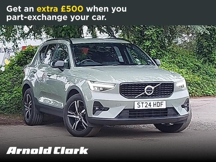 Volvo XC40 2.0 B3 MHEV Plus Dark DCT Auto Euro 6 (s/s) 5dr