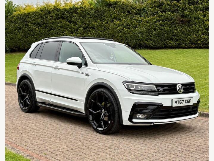 Volkswagen TIGUAN 2.0 TDI R-Line Euro 6 (s/s) 5dr Volkswagen TIGUAN 2.0 TDI R-Line Euro 6 (s/s) 5dr