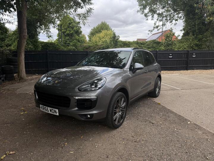 Porsche Cayenne 4.2 TD V8 S TiptronicS 4WD Euro 6 (s/s) 5dr
