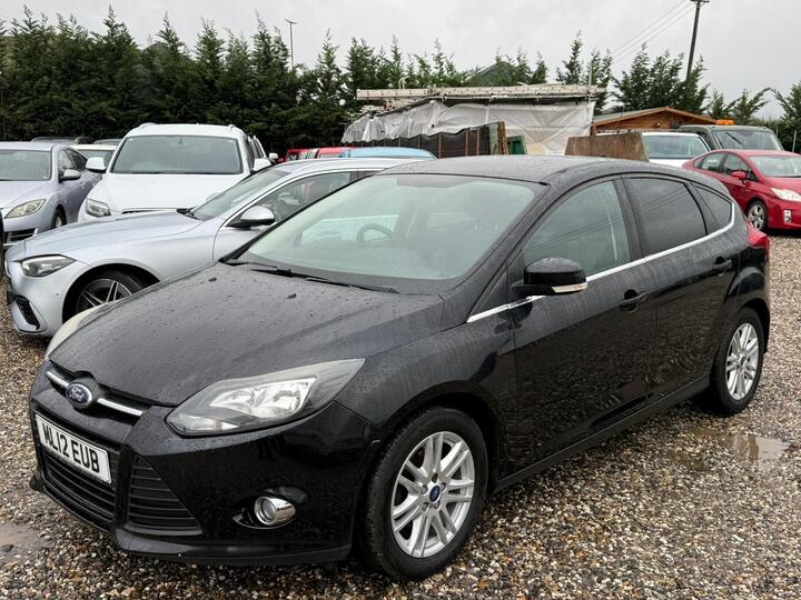 Ford Focus 1.0T EcoBoost Zetec Euro 5 (s/s) 5dr