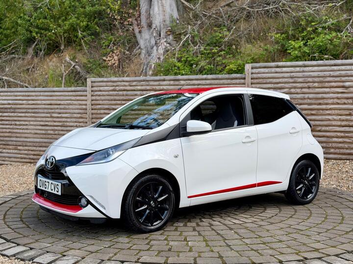 Toyota AYGO 1.0 VVT-i X-press X-shift Euro 6 5dr