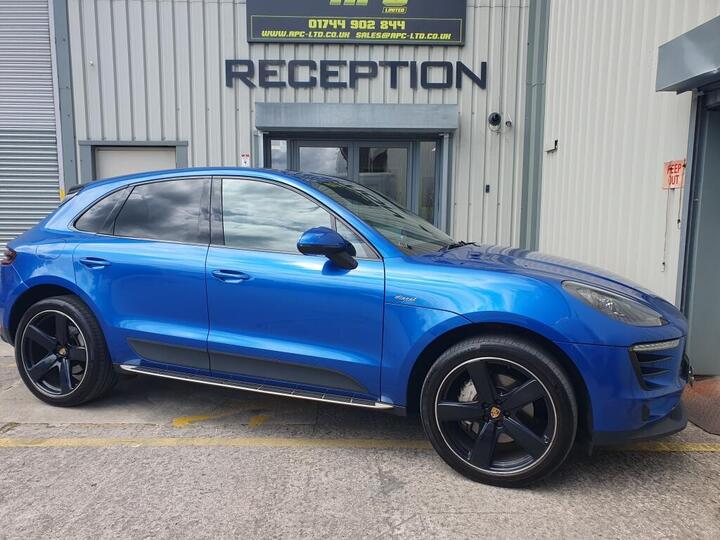 Porsche MACAN DIESEL ESTATE 3.0 TD V6 S PDK 4WD Euro 6 (s/s) 5dr Porsche MACAN DIESEL ESTATE 3.0 TD V6 S PDK 4WD Euro 6 (s/s) 5dr