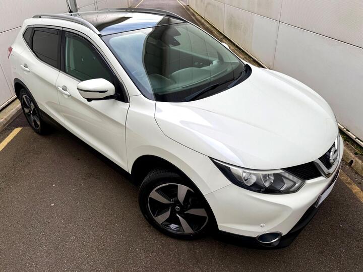 Nissan Qashqai 1.2 DIG-T N-Connecta 2WD Euro 6 (s/s) 5dr