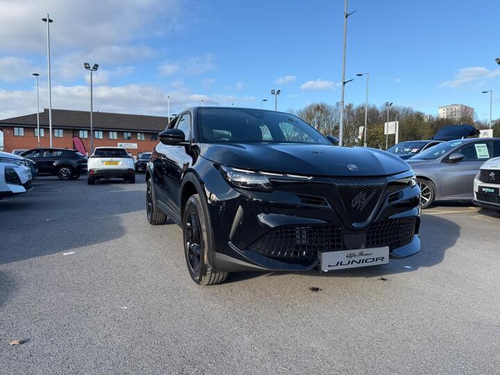 Alfa Romeo Junior 1.2 MHEV Ibrida E-DCT Euro 6 (s/s) 5dr