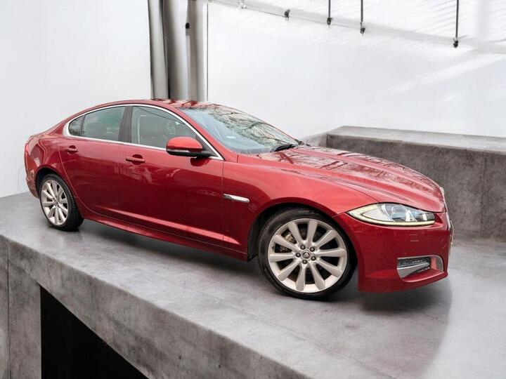 Jaguar XF 2.2d Sport Auto Euro 5 (s/s) 4dr