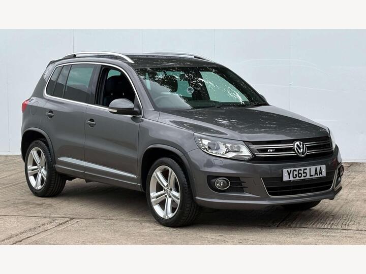 Volkswagen Tiguan 2.0 TDI BlueMotion Tech R-Line Edition DSG 4WD Euro 6 (s/s) 5dr Volkswagen Tiguan 2.0 TDI BlueMotion Tech R-Line Edition DSG 4WD Euro 6 (s/s) 5dr