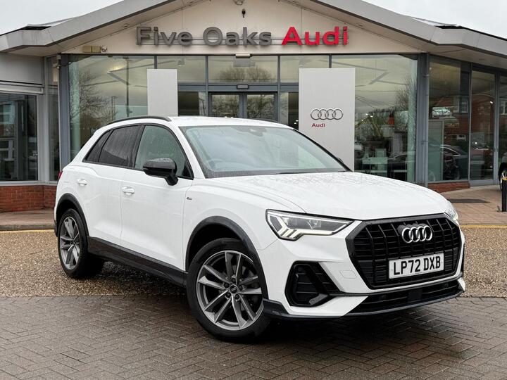 Audi Q3 1.5 TFSI CoD 35 Black Edition S Tronic Euro 6 (s/s) 5dr