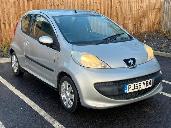 Peugeot 107 1.0 12V Urban Euro 4 3dr