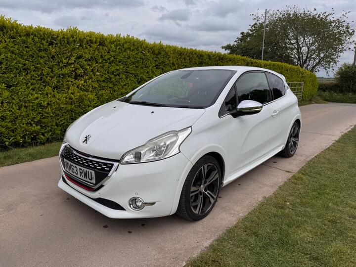 Peugeot 208 1.6 THP GTi Euro 5 3dr
