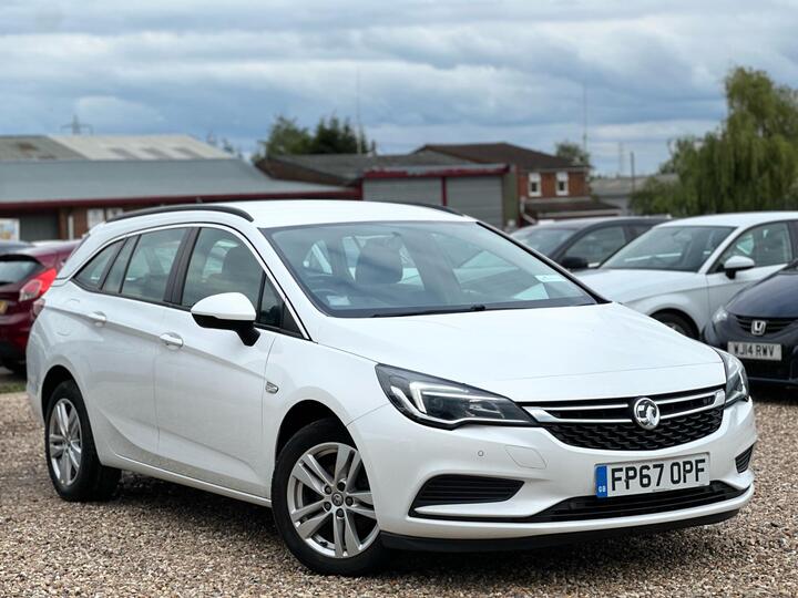 Vauxhall Astra 1.0i Turbo EcoTEC Tech Line Nav Sports Tourer Euro 6 (s/s) 5dr