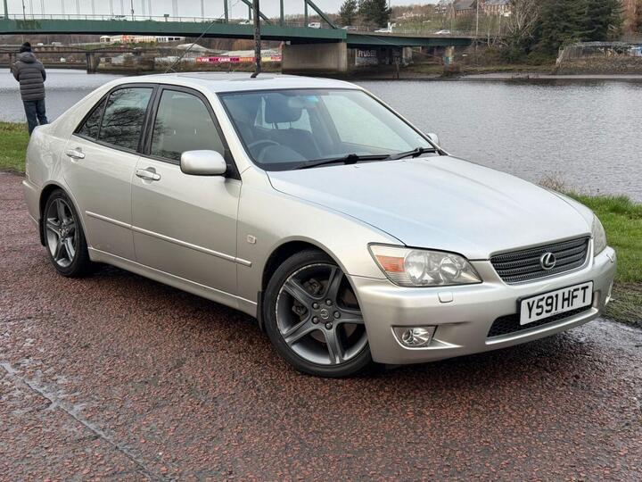 Lexus IS 2.0 200 SE 4dr