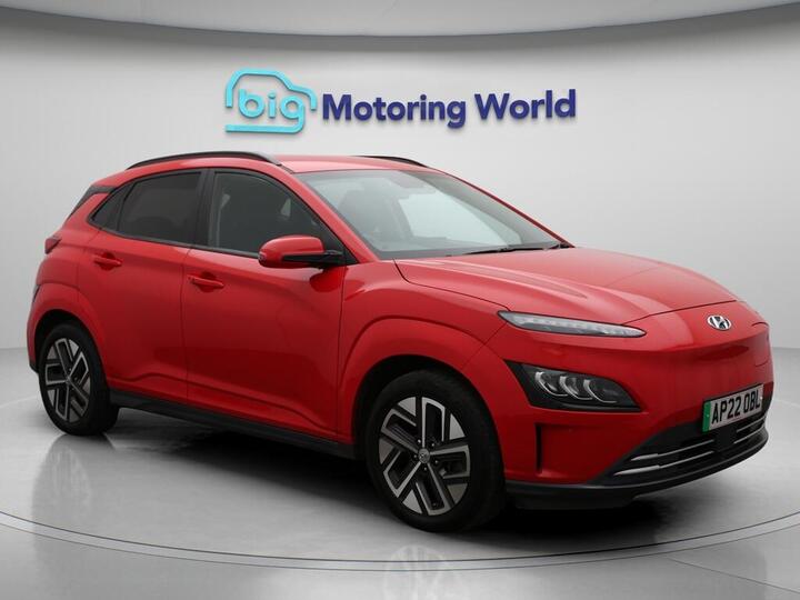 Hyundai KONA 64kWh Premium Auto 5dr (10.5kW Charger)