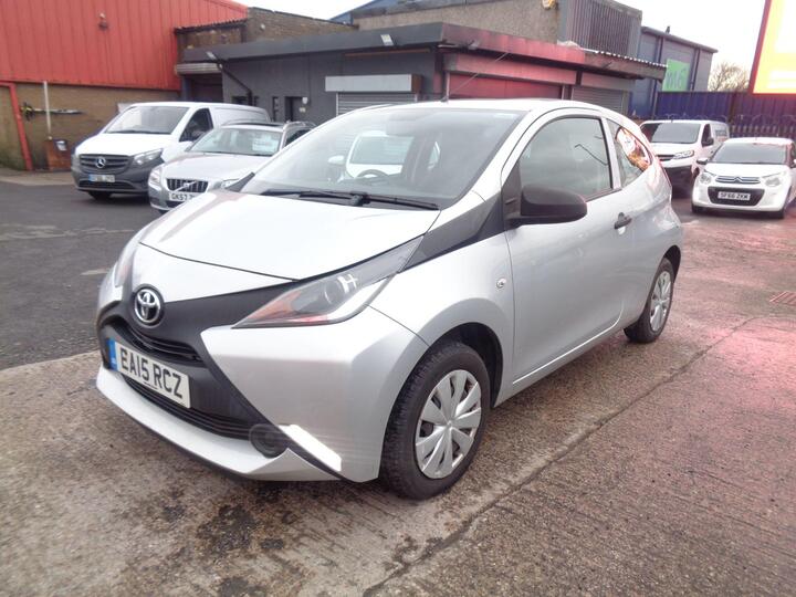 Toyota AYGO 1.0 VVT-i X Euro 5 3dr Euro 5