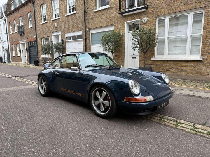 Porsche 911 3.6 993 Carrera 2dr