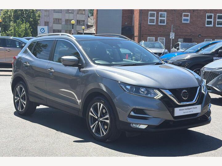 Nissan Qashqai 1.3 DIG-T N-Connecta Euro 6 (s/s) 5dr