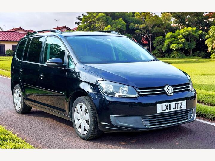 Volkswagen Touran 1.4 TSI SE DSG 5dr (7 Seats) Volkswagen Touran 1.4 TSI SE DSG 5dr (7 Seats)
