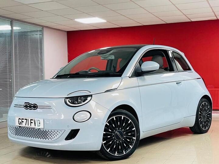 Fiat 500E 42kWh La Prima Auto 3dr