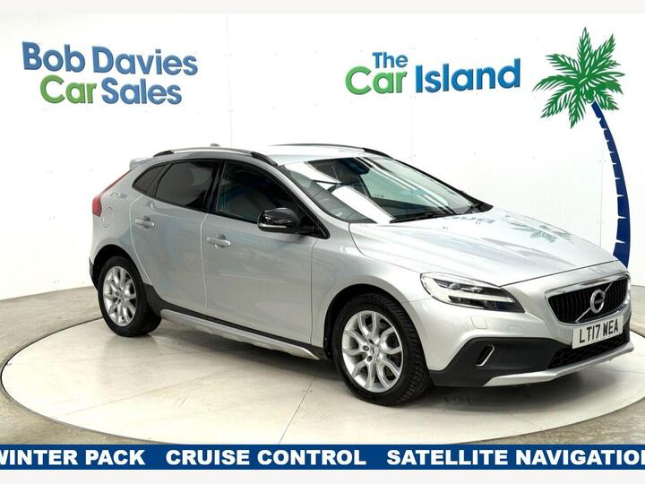 Volvo V40 CROSS COUNTRY 2.0 T3 Pro Euro 6 (s/s) 5dr Volvo V40 CROSS COUNTRY 2.0 T3 Pro Euro 6 (s/s) 5dr